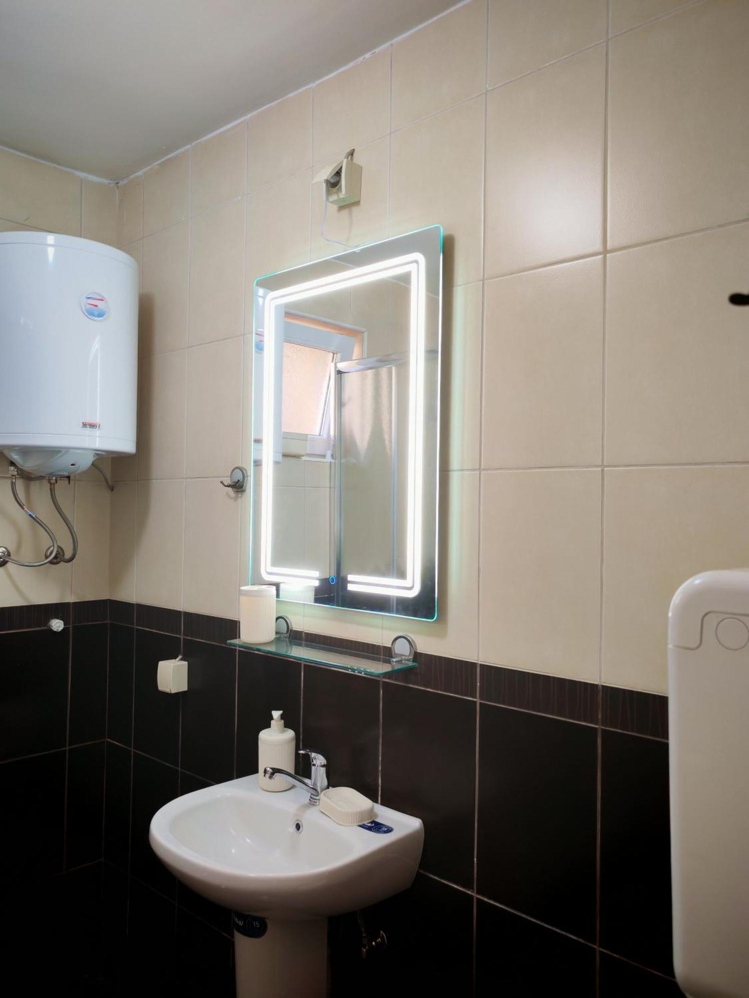 Hotel Todor à Ni Extérieur photo